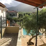 Gaia Monemvasia